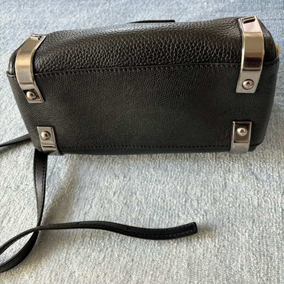 Marc Jacobs Sheltered Island Crossbody - Picture 8 of 10